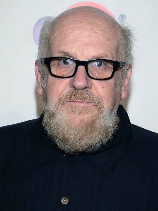 斯图尔特·康菲尔德