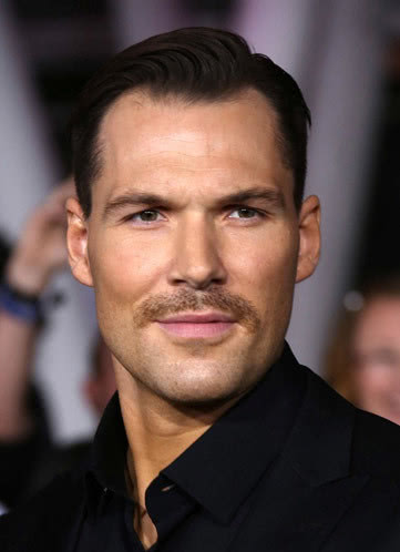 丹尼尔·库德摩尔