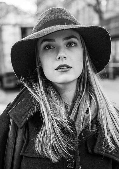 瑞贝卡·里滕豪斯