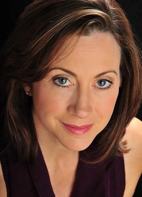 莱斯利·卡斯泰