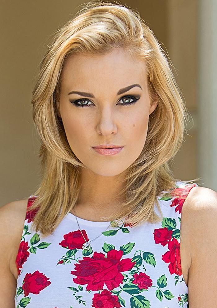 阿罗拉·凯瑟琳·史密斯