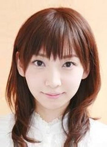 井上麻里奈
