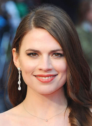 海莉·阿特维尔