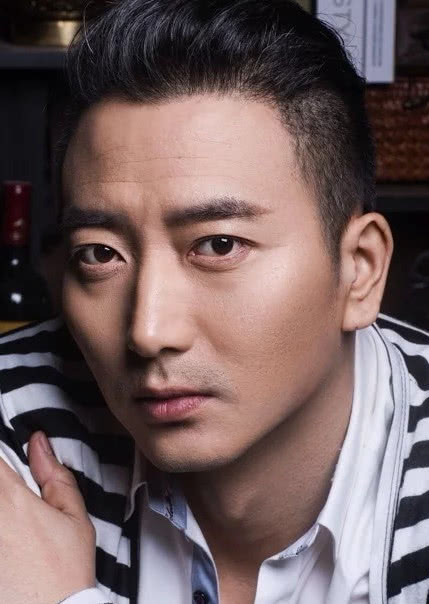 邱士鉴