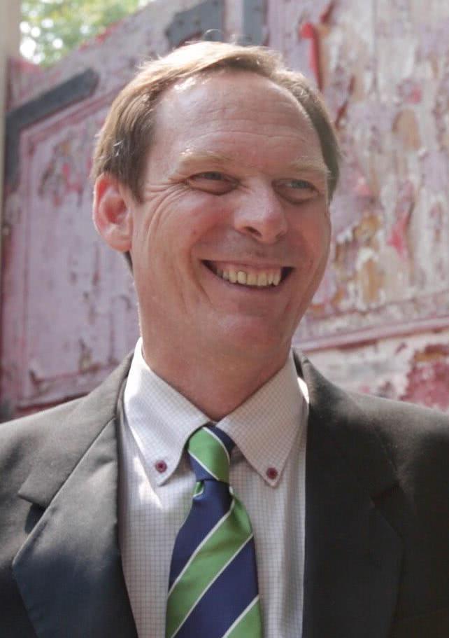 达伦·格罗夫纳