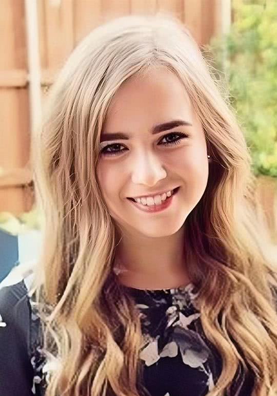 梅茜·安妮·约翰逊