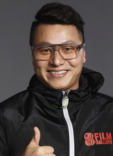 伍刚