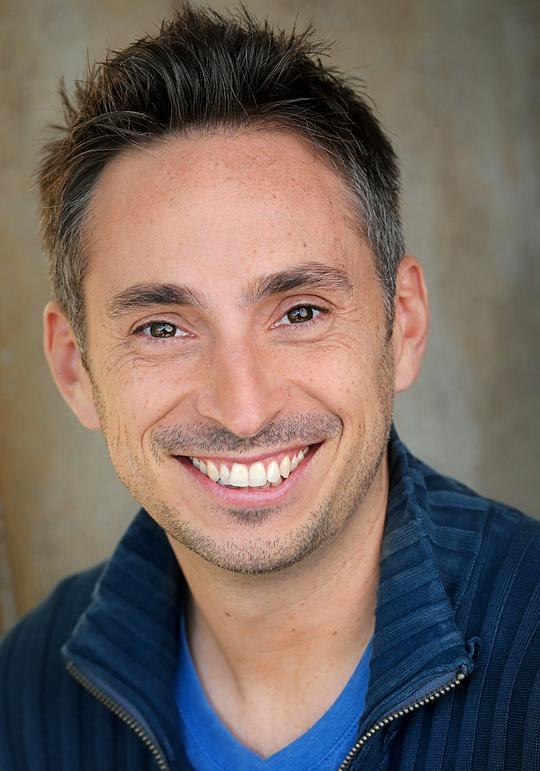 亚当·蒙德沙因